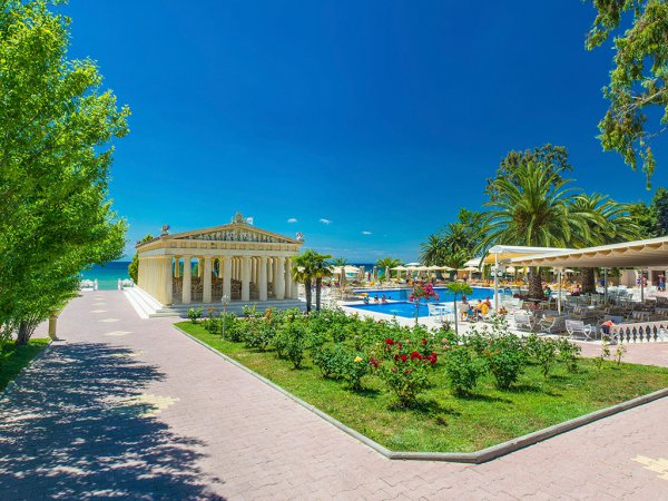Сенсация!Только сегодня отель Potidea Palace Bomo Club 4*+ в Греции от 1362 € на человека! 