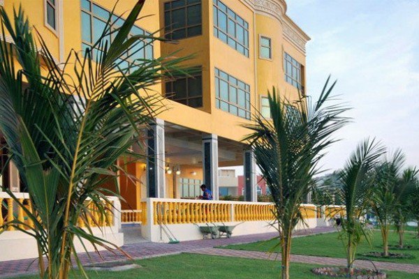 Экономичный отель ROYAL BACH 5* в ОАЭ на берегу моря!