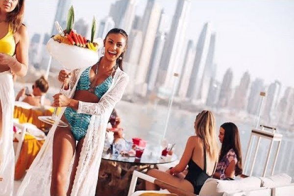 Пляжный отдых в Дубае: скидки до 40% + бесплатный аквапарк!