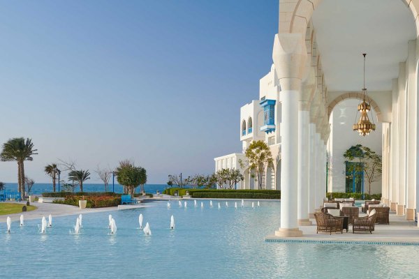 Самый большой отель в Катаре, Hilton Salwa Beach Resort & Villas 5*, с вылетом из Алматы 
