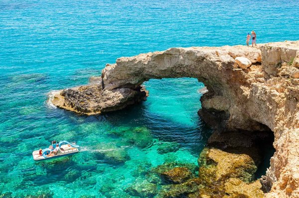 Кипр без пересадок: из Астаны на Air Astana.