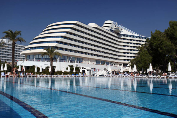 Titanic Beach Resort - Цены на отели в Турцию